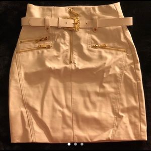 GUESS high-waisted faux-leather skirt